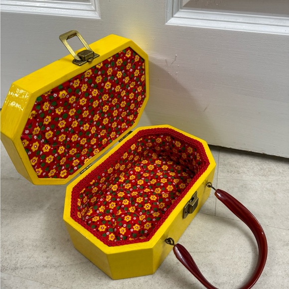 Vintage wooden purse embroidered crewel mushrooms retro mod funky - Picture 11 of 12